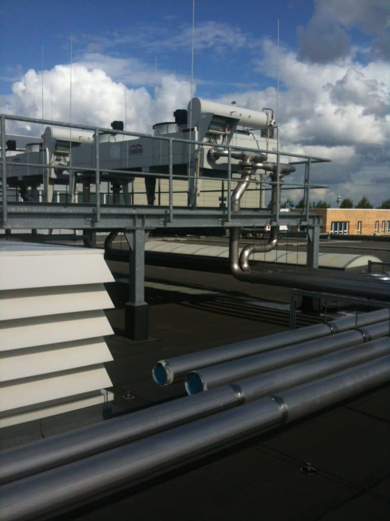 Koelwaterleidingen project in het Sciencepark Amsterdam Project Velmon MPC 